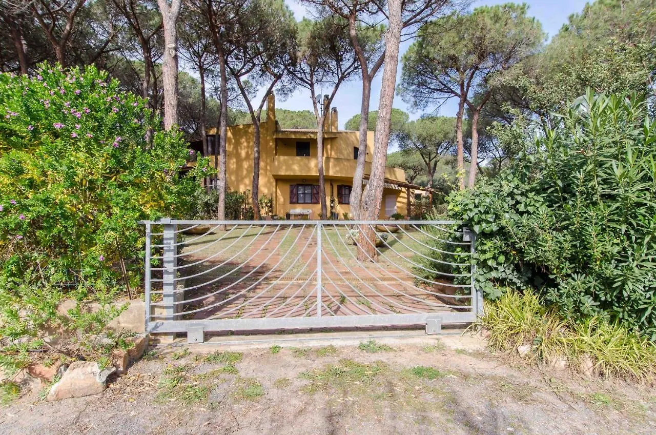 Casa Marinella Villa Santa Margherita di Pula 0*,  Italy